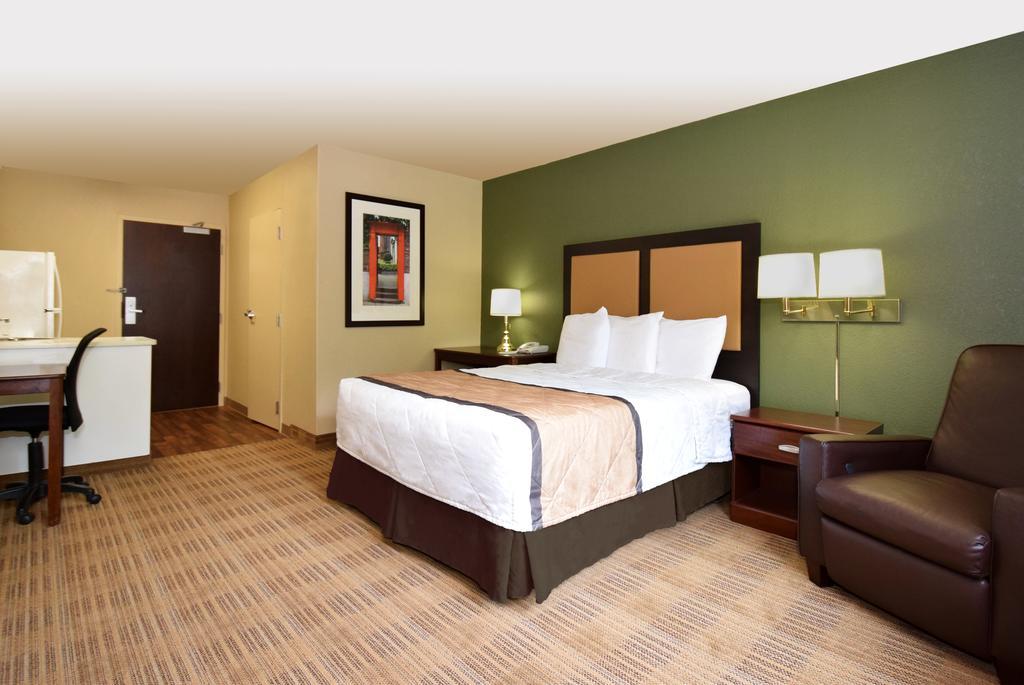 Extended America - Atlanta - Town Center 2*
